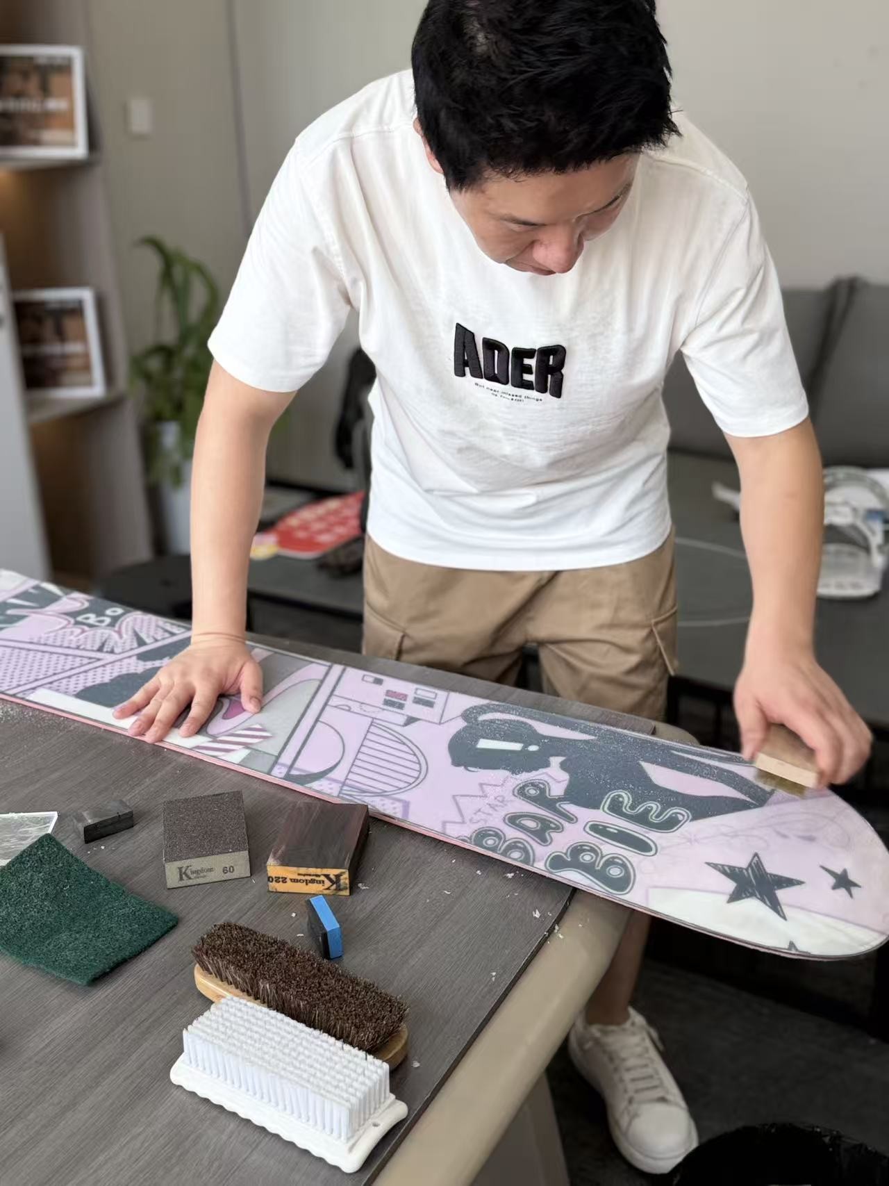滑雪板打蜡养护